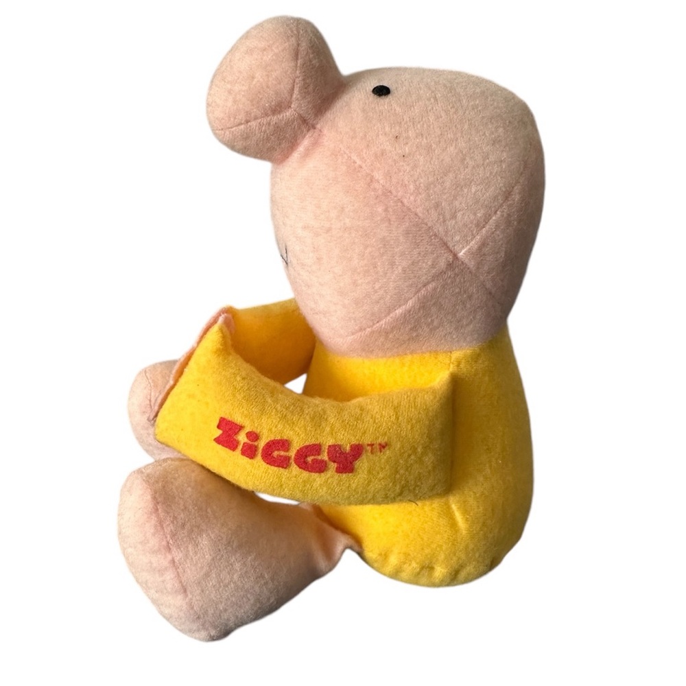 Vintage ZIGGY Plush Stuffed Toy Doll Yellow Shirt Red Letters Hands Go Together